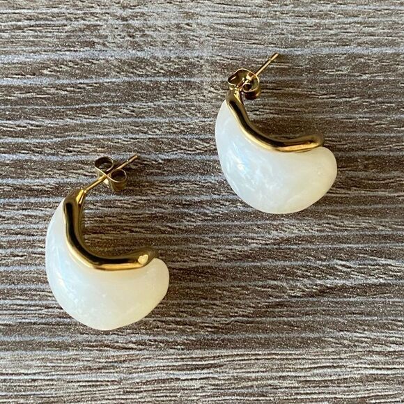 Vintage style earrings M146 - Picture 2 of 4